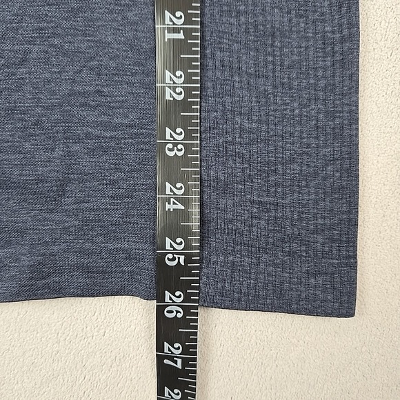 Lululemon Women's Padded Racerback Seemlessly Tank Top Navy (Size 6 Tag Removed) - Picture 7 of 9